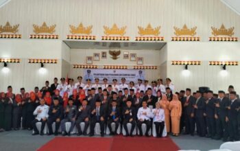 Bupati Saleh Asnawi Lantik 78 Pejabat, Wajibkan Budaya Kerja Jalan Lurus 5 Bupati Saleh Asnawi Lantik 78 Pejabat, Wajibkan Budaya Kerja Jalan Lurus