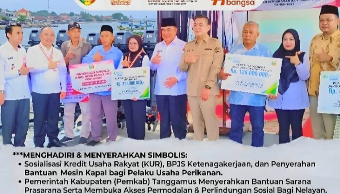 Majukan Sektor Perikanan, Bupati Tanggamus Serahkan Bantuan Mesin Kapal dan Jamin Perlindungan Nelayan