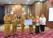 Lepas Purnabakti Dr. Edwin Rusli, Wagub Jihan Tegaskan Pengabdian Insan Kesehatan Tanpa Batas